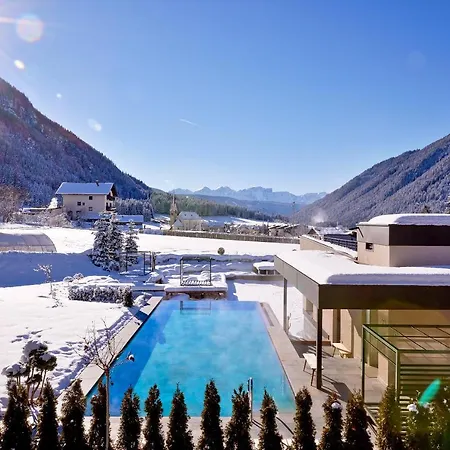 Aparthotel Fontis Luxury *